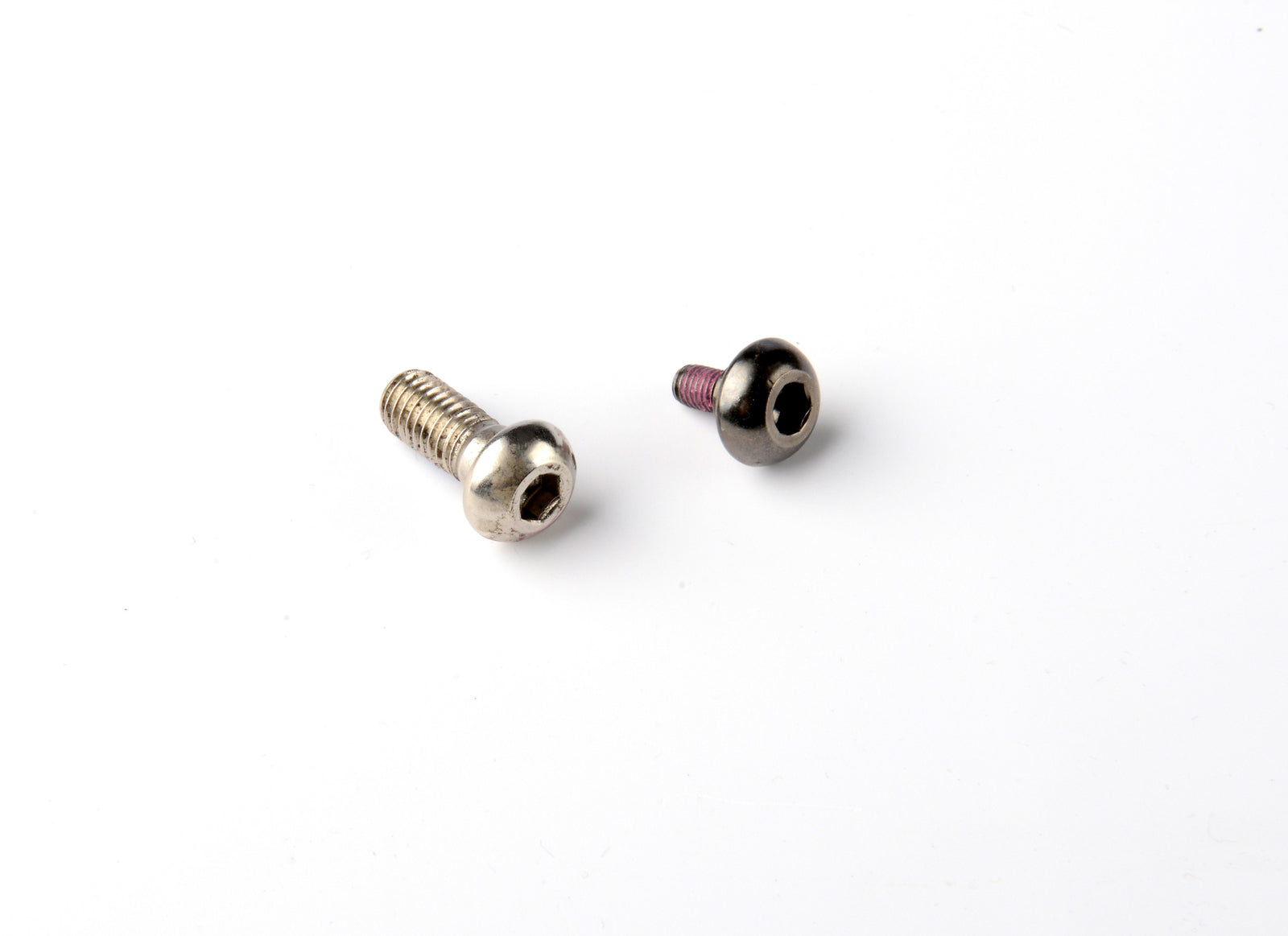 Axle Bolt Internal Thread, 19 mm